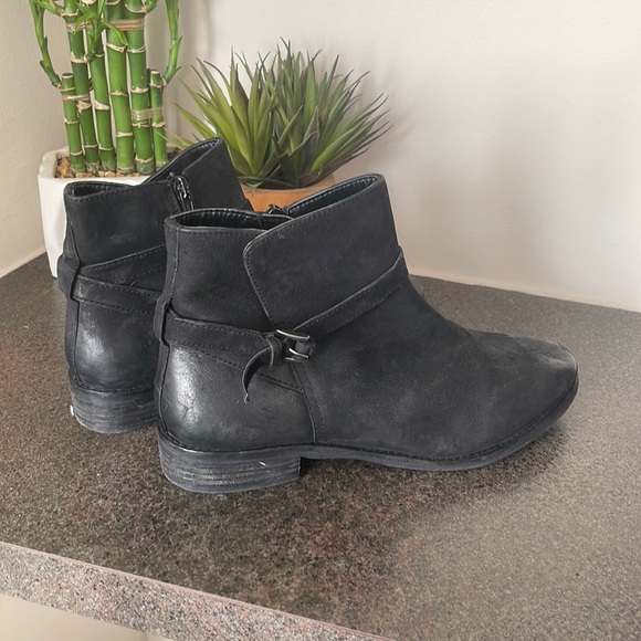 BDG Shoes - Black Boots